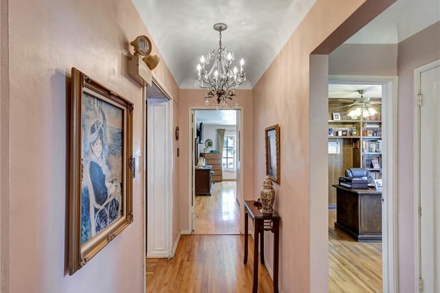 1221 Idlewood, Glendale, CA 91202 — photo 18 of 35