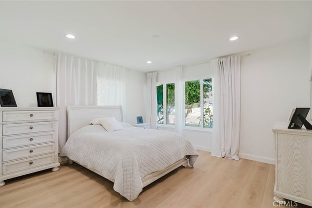 19240 Knapp Street, Northridge, CA 91324 — photo 25 of 50
