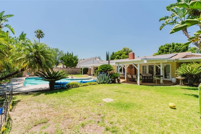 19240 Knapp Street, Northridge, CA 91324 — photo 38 of 50