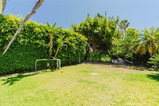 19240 Knapp Street, Northridge, CA 91324 — photo 43 of 50