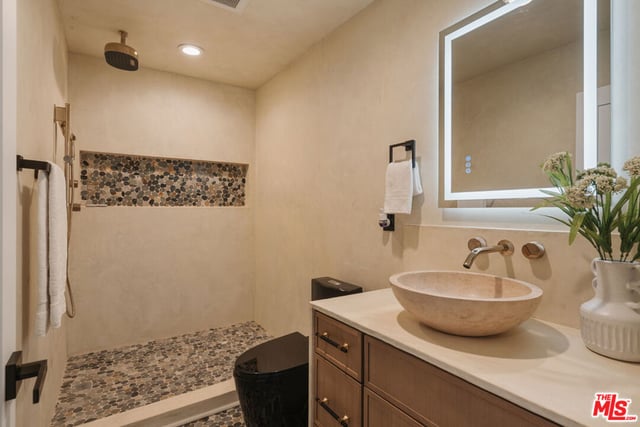 2474 Silver Ridge Avenue, Los Angeles, CA 90039 — photo 31 of 47