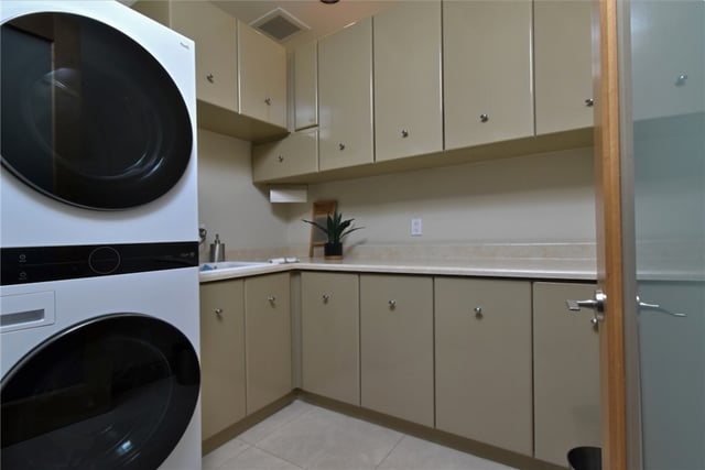 13157 Chandler Boulevard, Sherman Oaks, CA 91401 — photo 30 of 58