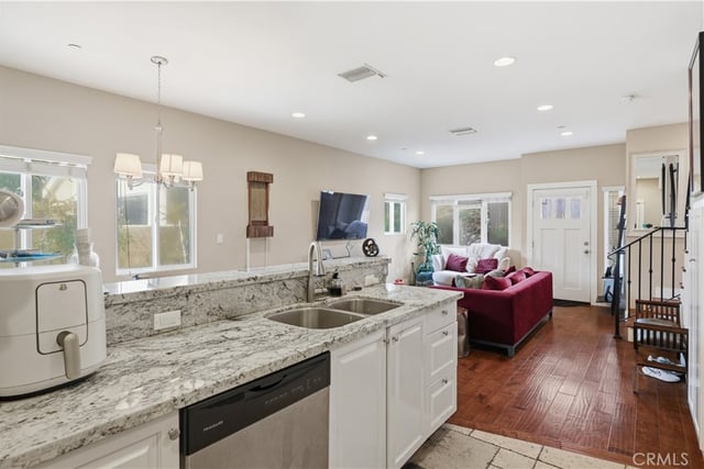 2317 Apple, Torrance, CA 90501 — photo 12 of 28