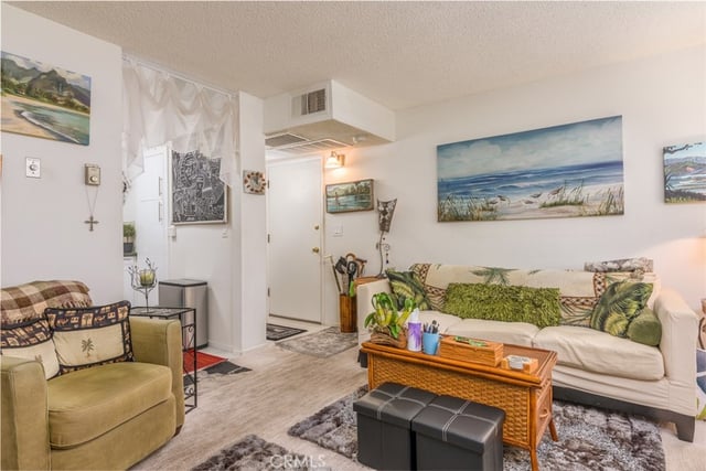 11813 Runnymede Street 14, North Hollywood, CA 91605 — photo 3 of 24