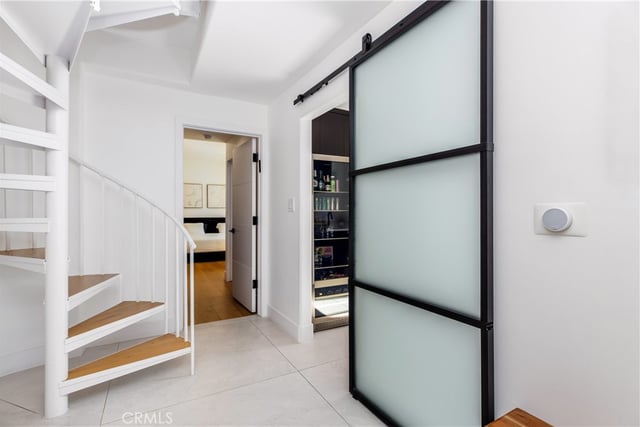 22963 Cass Avenue, Woodland Hills, CA 91364 — photo 27 of 53