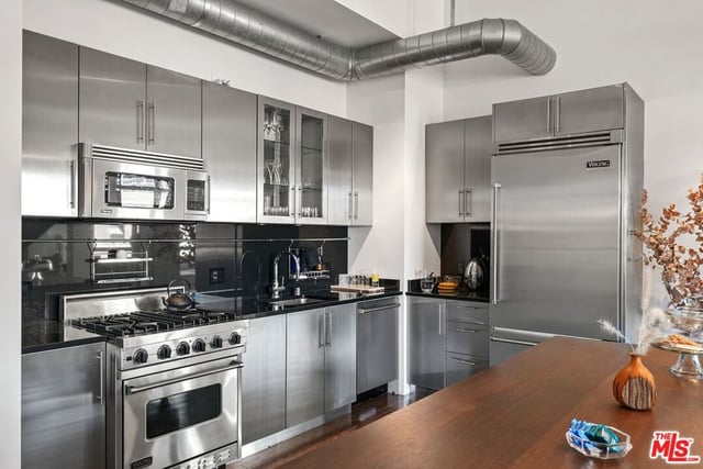 849 S Broadway 1210, Los Angeles, CA 90014 — photo 10 of 61