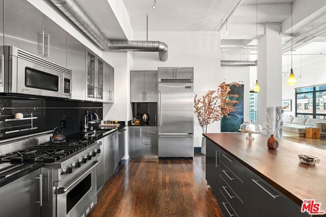 849 S Broadway 1210, Los Angeles, CA 90014 — photo 6 of 61