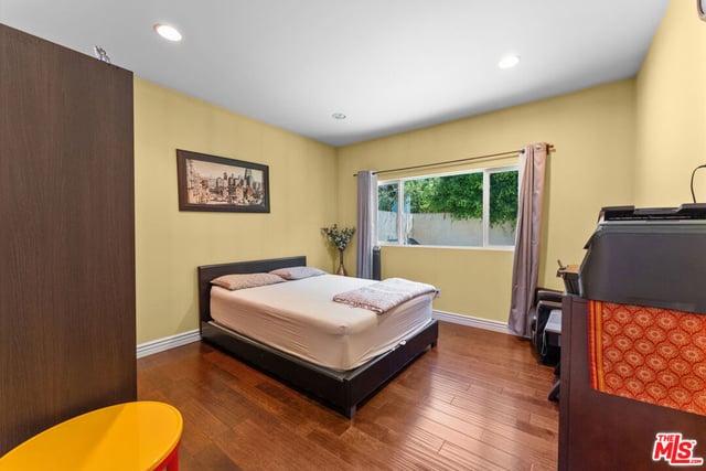 3332 Tilden Avenue, Los Angeles, CA 90034 — photo 12 of 47