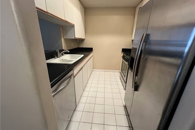 1240 S Corning 108, Los Angeles, CA 90035 — photo 4 of 16