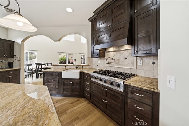 13675 Davenport, Agua Dulce, CA 91390 — photo 10 of 51