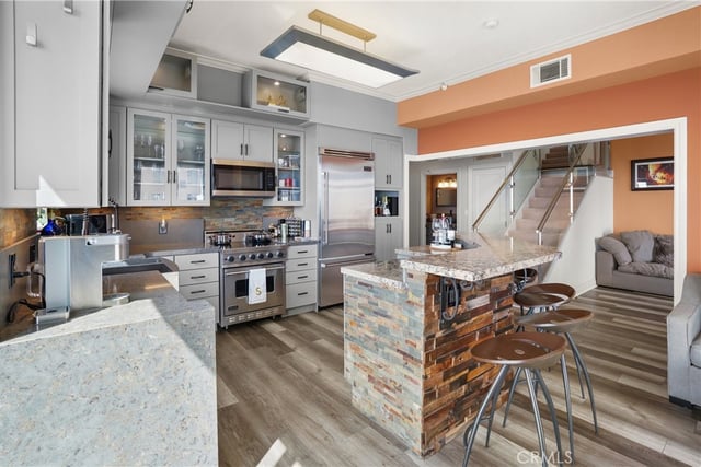 488 E Ocean P2, Long Beach, CA 90802 — photo 7 of 31