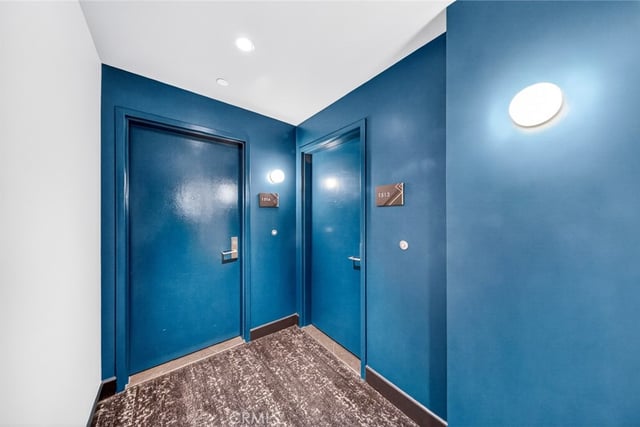 400 S Broadway 1513, Los Angeles, CA 90013 — photo 2 of 29