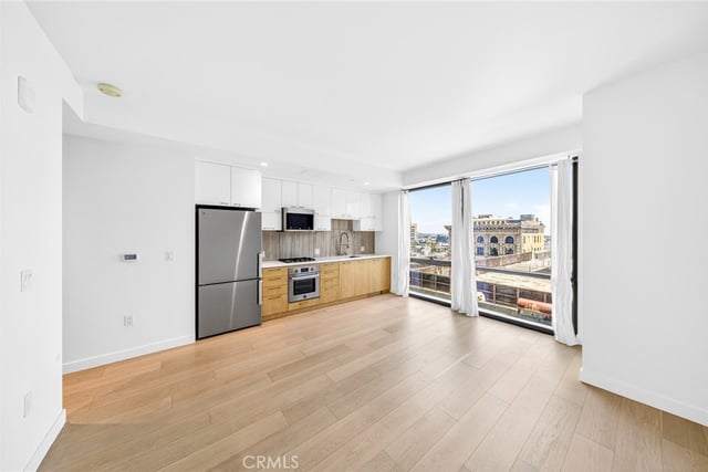 400 S Broadway 1513, Los Angeles, CA 90013 — photo 9 of 29
