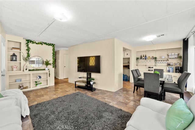 1601 S Garey Avenue 93, Pomona, CA 91766 — photo 5 of 39