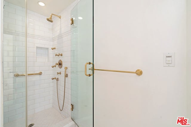1333 S Beverly Glen 302, Los Angeles, CA 90024 — photo 24 of 33