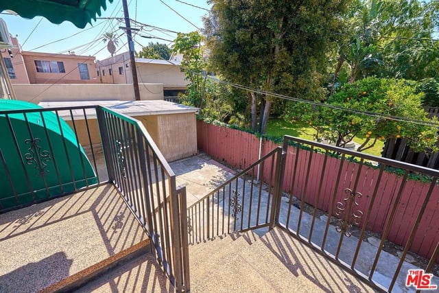 2194 Venice Boulevard, Los Angeles, CA 90006 — photo 19 of 30