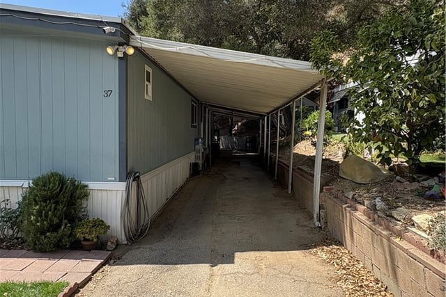 23500 The Old Road 37, Newhall, CA 91321 — photo 2 of 19