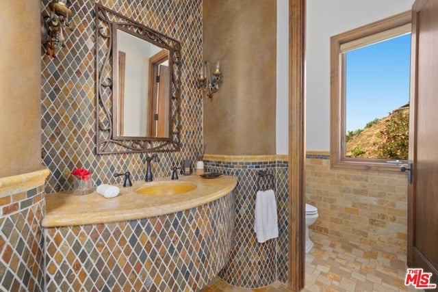 2695 Shady Ridge Lane, Diamond Bar, CA 91765 — photo 10 of 70