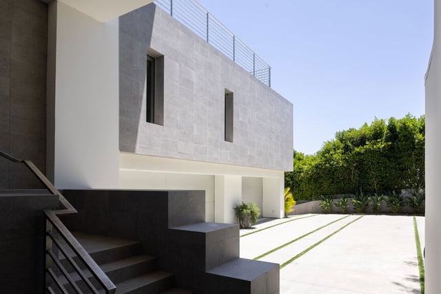 1895 Rising Glen Road, West Hollywood, CA 90069 — photo 8 of 32