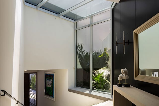 1895 Rising Glen Road, West Hollywood, CA 90069 — photo 9 of 32