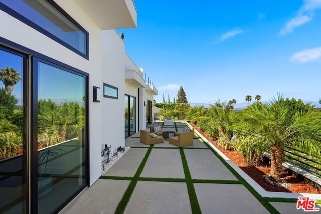 4637 Dunas Lane, Tarzana, CA 91356 — photo 3 of 55