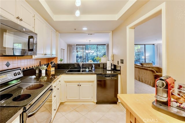 880 W 1st Street 204, Los Angeles, CA 90012 — photo 10 of 62