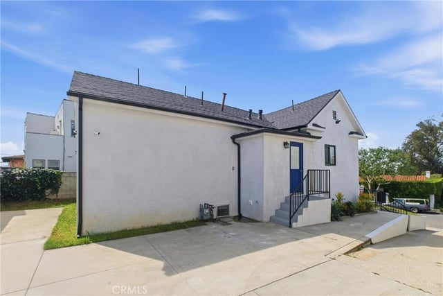 1364 S Ridgeley, Los Angeles, CA 90019 — photo 3 of 23