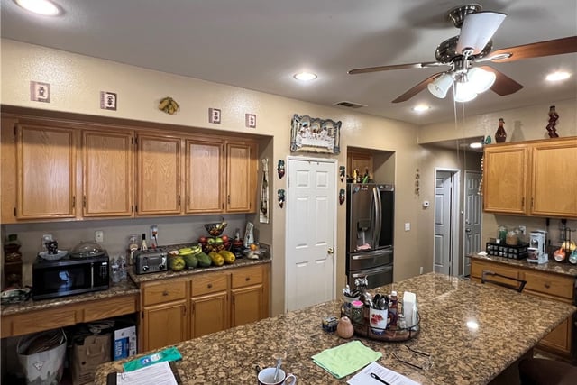6356 Katrina Place, Palmdale, CA 93552 — photo 13 of 54