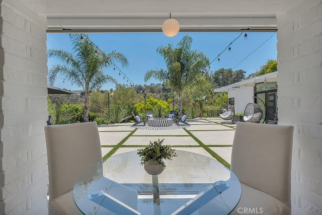21520 Arcos, Woodland Hills, CA 91364 — photo 33 of 38
