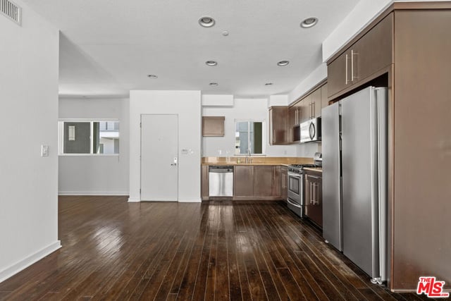 13045 Pacific Promenade 340, Los Angeles, CA 90094 — photo 12 of 44
