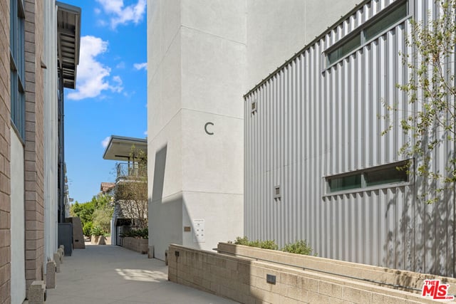 13045 Pacific Promenade 340, Los Angeles, CA 90094 — photo 7 of 44