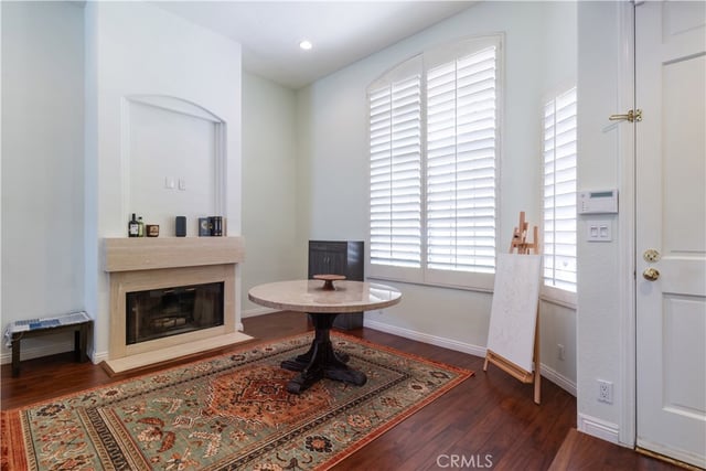 813 N Martel Avenue 2, Los Angeles, CA 90046 — photo 5 of 24