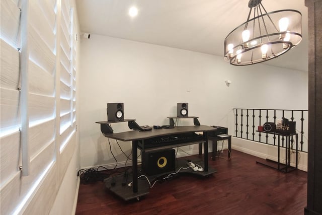 813 N Martel Avenue 2, Los Angeles, CA 90046 — photo 8 of 24