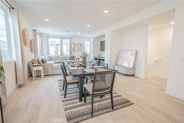 27154 Valley Oak Place, Valencia, CA 91381 — photo 17 of 37