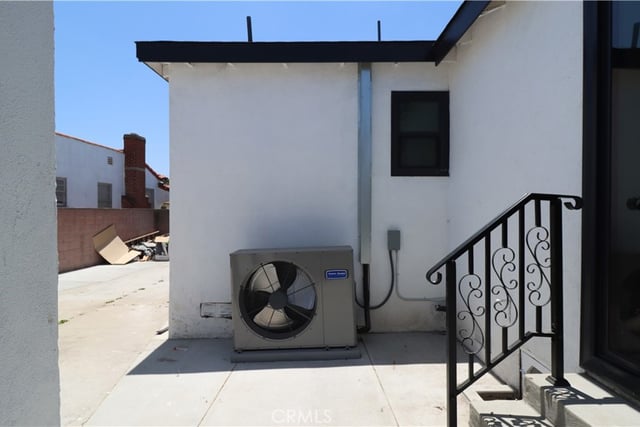 1921 W 94th Street, Los Angeles, CA 90047 — photo 28 of 35