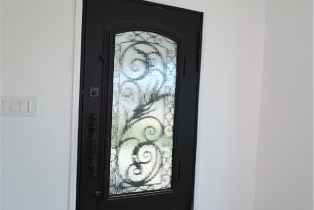 1921 W 94th Street, Los Angeles, CA 90047 — photo 4 of 35