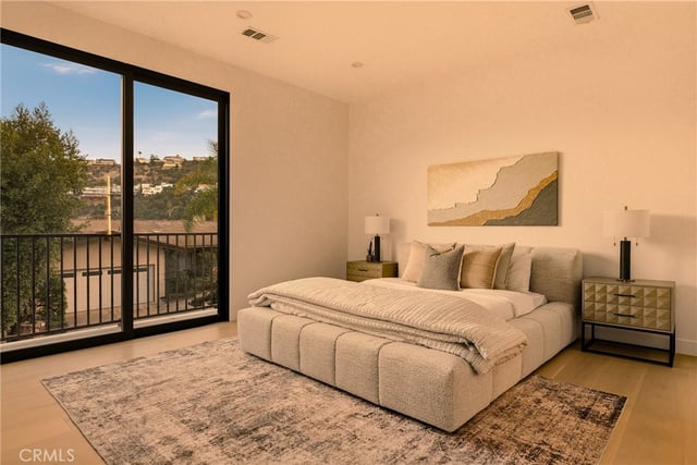 2638 Zorada Drive, Los Angeles, CA 90046 — photo 39 of 72