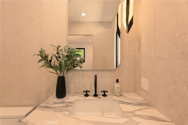 2638 Zorada Drive, Los Angeles, CA 90046 — photo 55 of 72