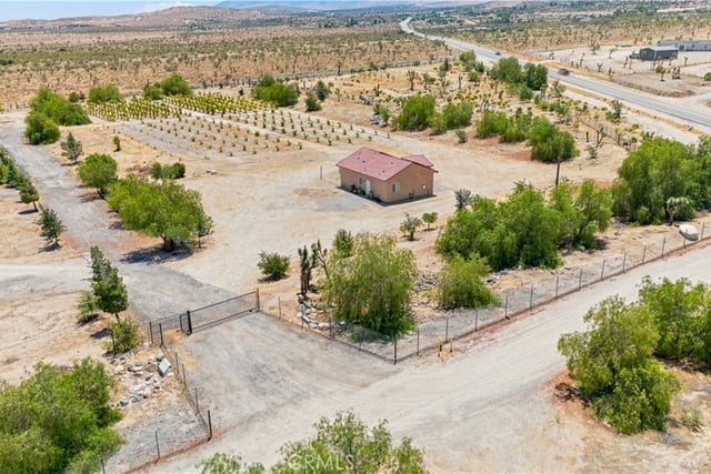 9421 Fort Tejon, Littlerock, CA 93550 — photo 9 of 28