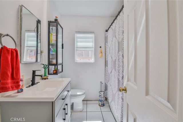 164 E 235th Street, Carson, CA 90745 — photo 20 of 32