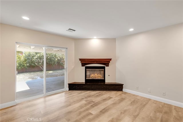 19000 Strathern, Reseda, CA 91335 — photo 12 of 42