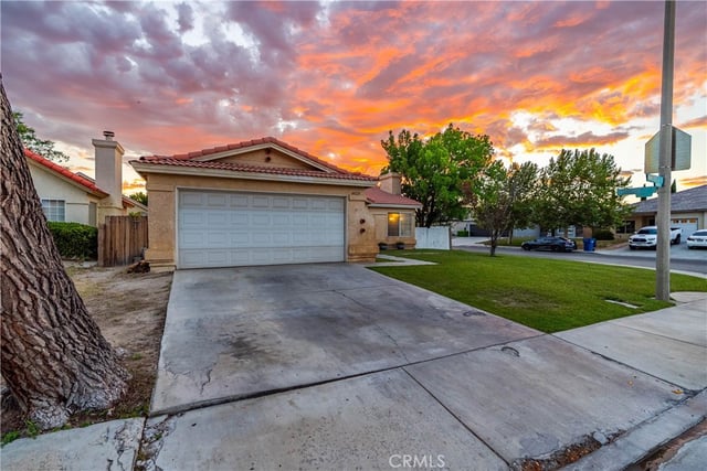 44129 Amherst Lane, Lancaster, CA 93536 — photo 3 of 36