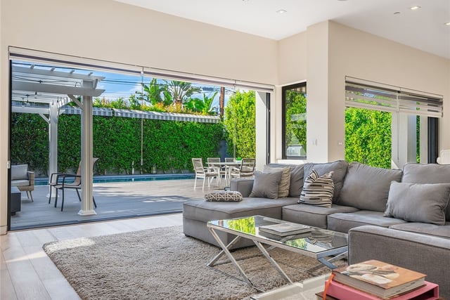 619 S Orange, Los Angeles, CA 90036 — photo 12 of 58