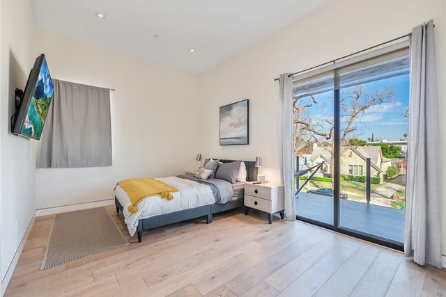 619 S Orange, Los Angeles, CA 90036 — photo 41 of 58