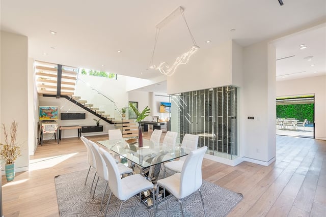 619 S Orange, Los Angeles, CA 90036 — photo 7 of 58