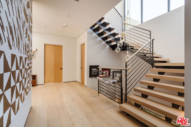 819 N Ogden Drive, Los Angeles, CA 90046 — photo 19 of 42