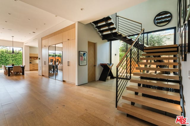 819 N Ogden Drive, Los Angeles, CA 90046 — photo 4 of 42