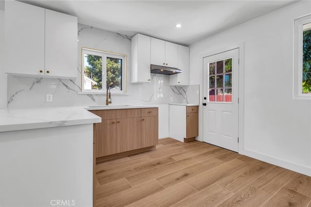 3516 Montclair Street, Los Angeles, CA 90018 — photo 13 of 36