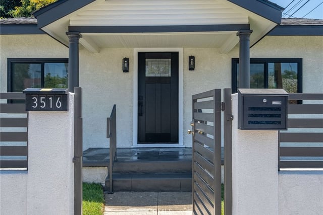3516 Montclair Street, Los Angeles, CA 90018 — photo 33 of 36