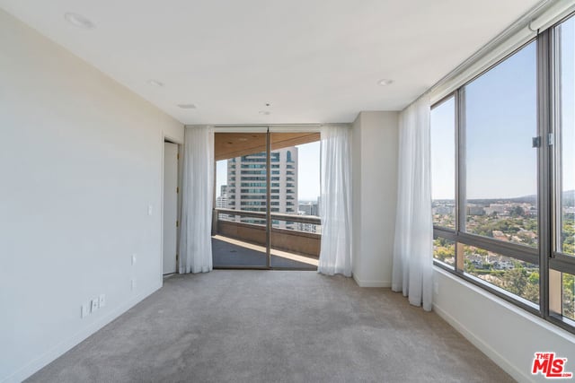 10430 Wilshire Boulevard 2001, Los Angeles, CA 90024 — photo 22 of 34